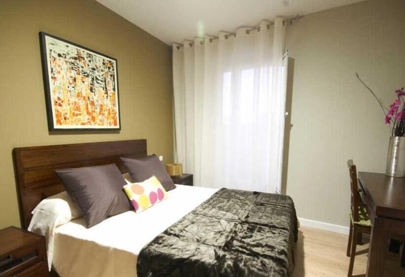 פנסיון Hospedería El Puerto