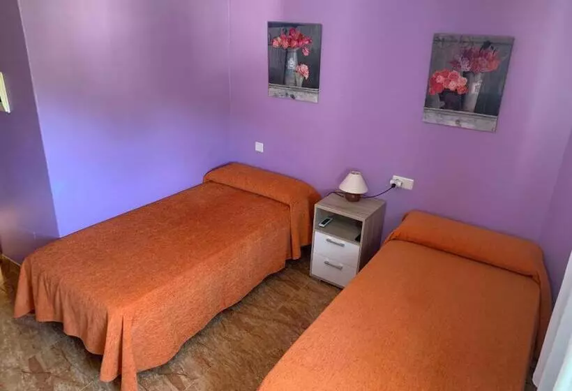 ペンション Hostal Expo