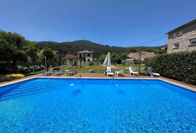 ペンション Hostal Expo