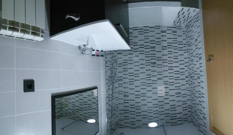 Пансион Hostal Manila