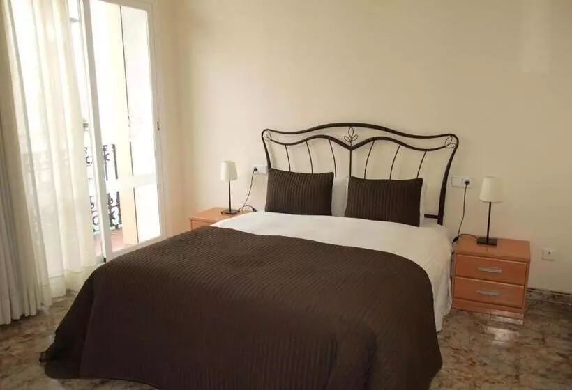 Majatalo Hostal Portofino