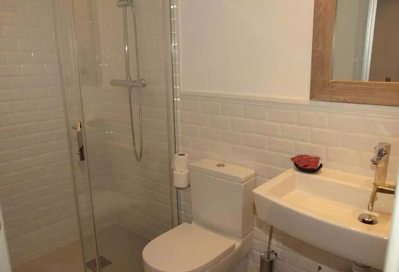 Majatalo Hostal Portofino