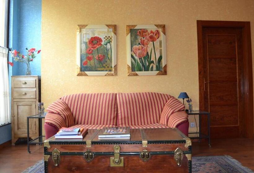 פנסיון Hostal Quevedo