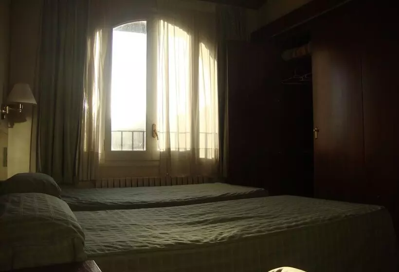 Majatalo Hostal Victor