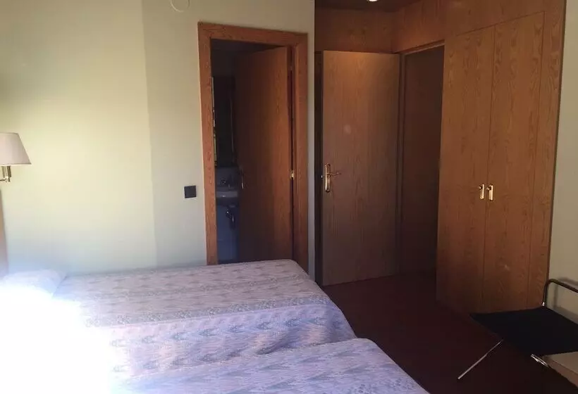 Majatalo Hostal Victor