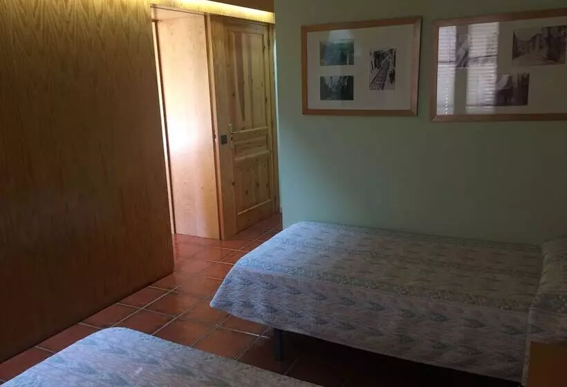 Majatalo Hostal Victor