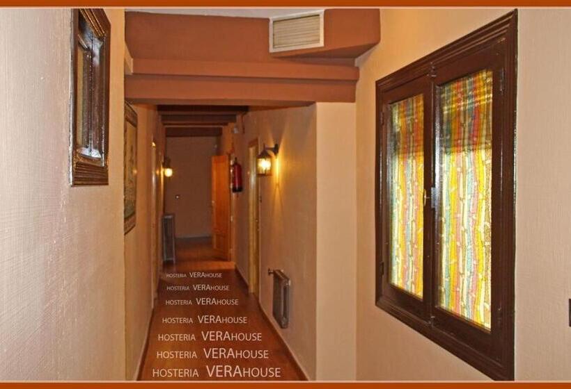 بنسيون Hosteria Verahouse