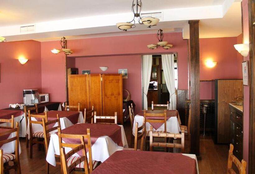 بنسيون Hosteria Verahouse