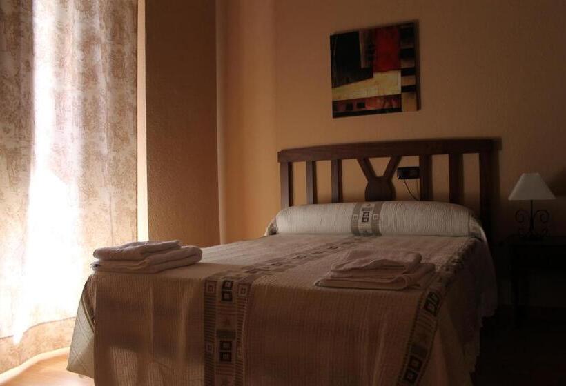 بنسيون Hosteria Verahouse