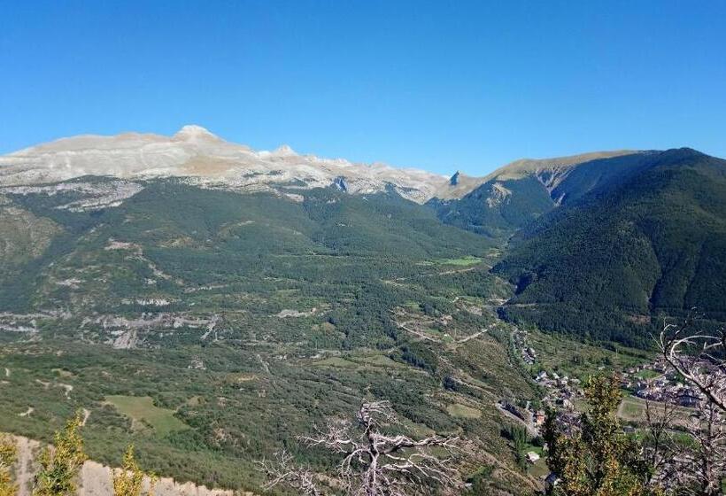 بنسيون La Cabaña