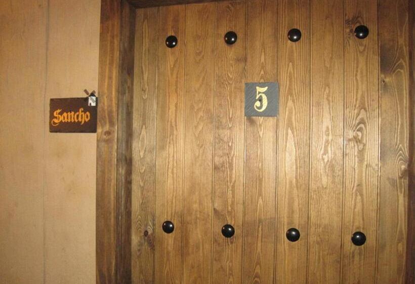 پانسیون Posada De Los Cónsules