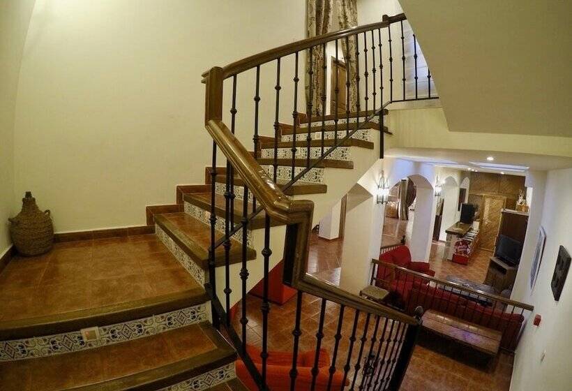 بنسيون Posada De Zorita De Los Canes