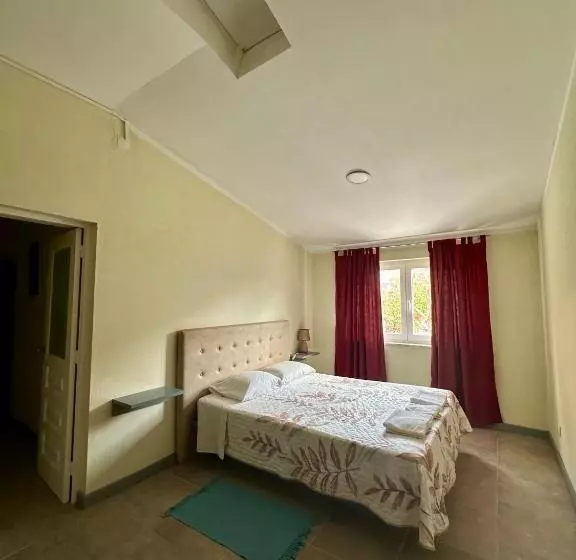 ペンション Abrigo Do Portinho