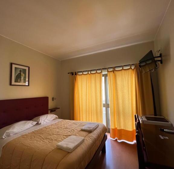 膳宿费 Abrigo Do Portinho