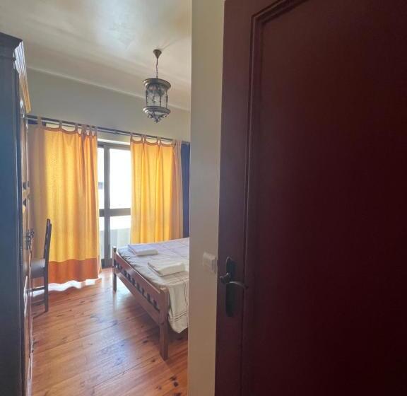 膳宿费 Abrigo Do Portinho