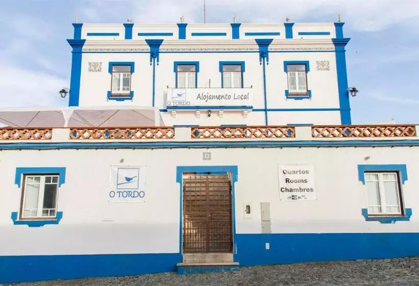 ペンション Alojamento O Tordo
