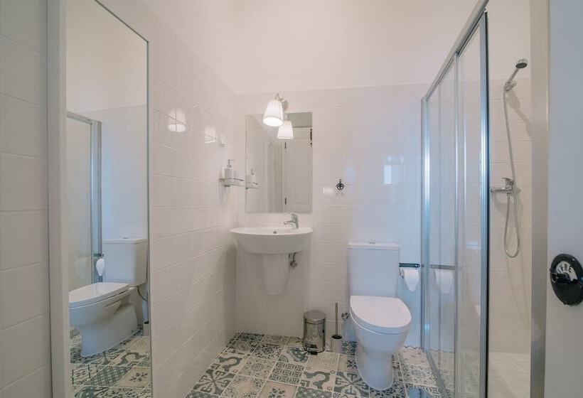 پانسیون Guestmar