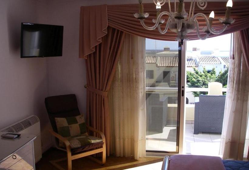 Pensão Monte Da Ria Guest House