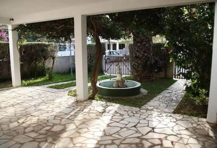 ペンション Roulito S Guest House