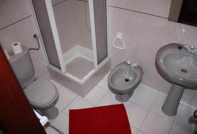 بنسيون Roulito S Guest House