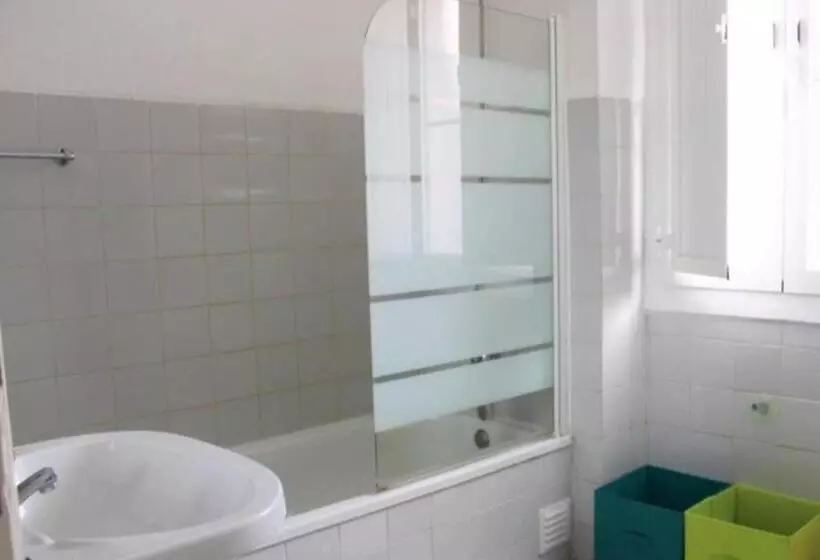 پانسیون Mont  Sobro House Rooms I