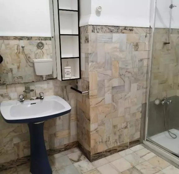 پانسیون Mont  Sobro House Rooms I