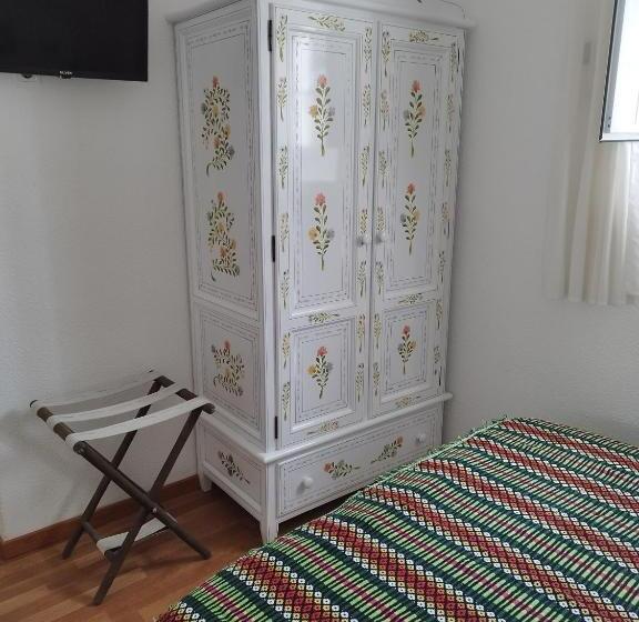 پانسیون Mont Sobro House Rooms I