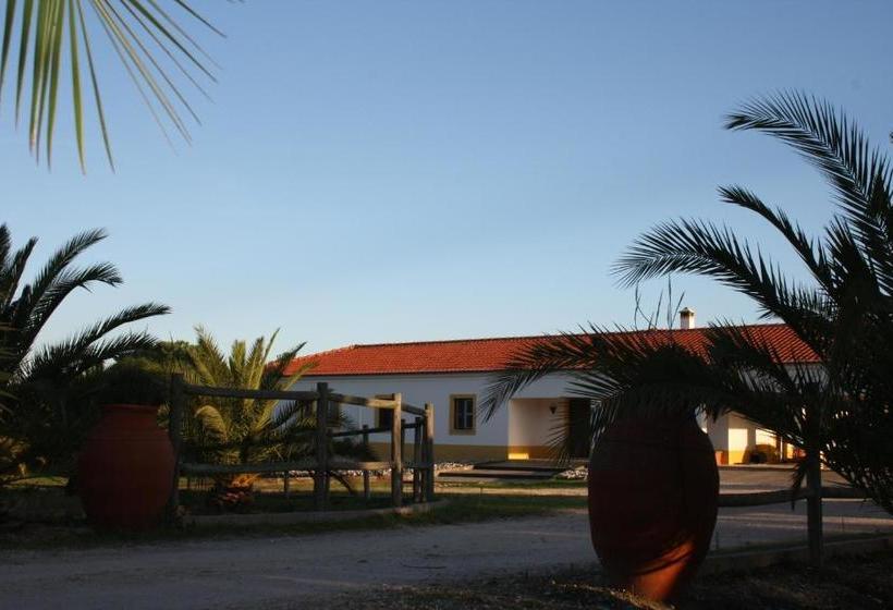 پانسیون Monte Macário Alojamento Local