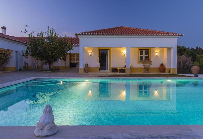 پانسیون Monte Macário Alojamento Local