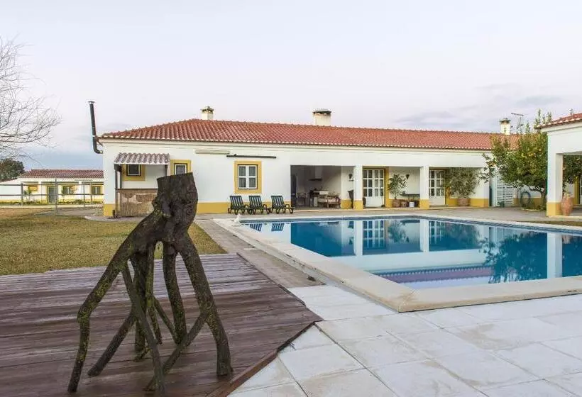 Majatalo Monte Macário Alojamento Local