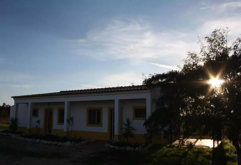 Majatalo Monte Macário Alojamento Local