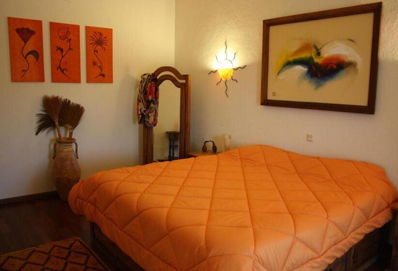 پانسیون Monte Macário Alojamento Local