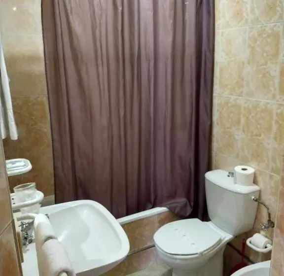 ペンション Residencial Montanhês