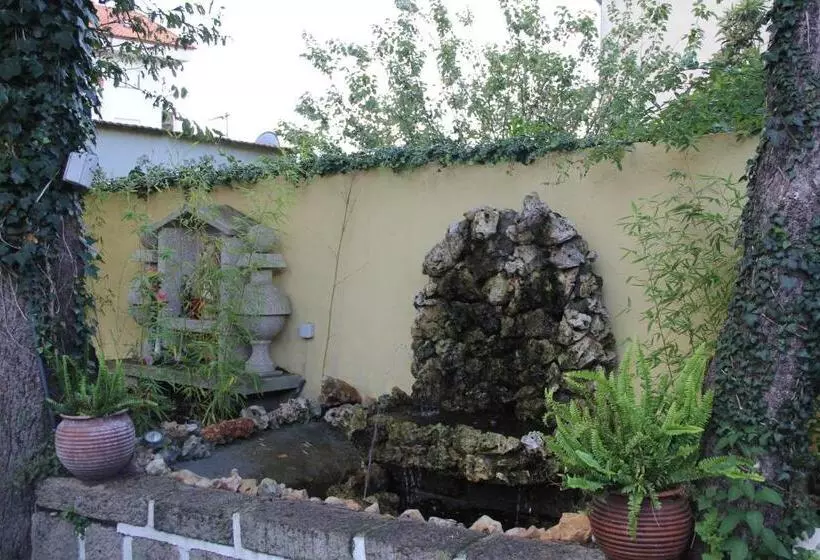 ペンション Residencial Montanhês