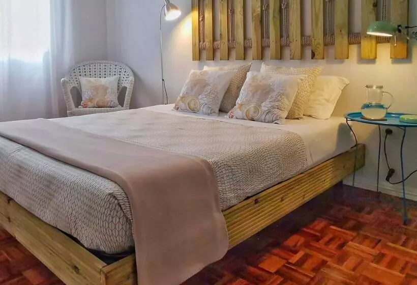 Majatalo Roaz De Bandeira Guesthouse