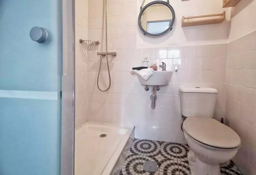 Majatalo Roaz De Bandeira Guesthouse