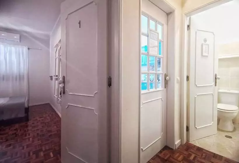 Majatalo Roaz De Bandeira Guesthouse