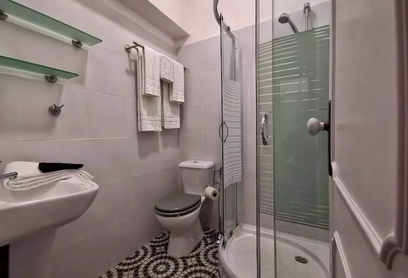 Majatalo Roaz De Bandeira Guesthouse