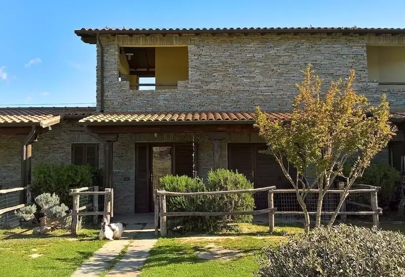 هتل Vento Di Maremma