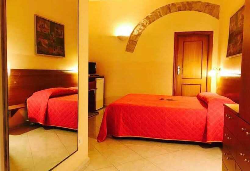 بنسيون Corato Room Economy