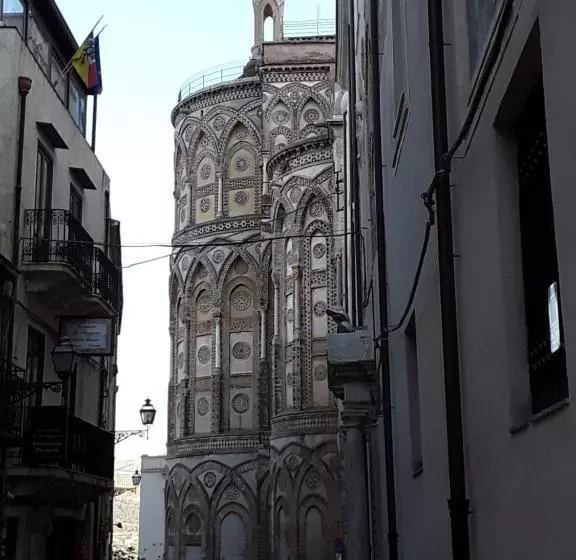 ペンション Le Vie Di Monreale