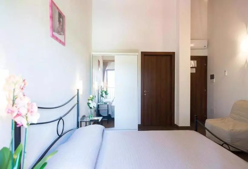 ホテル Agriturismo Chesini