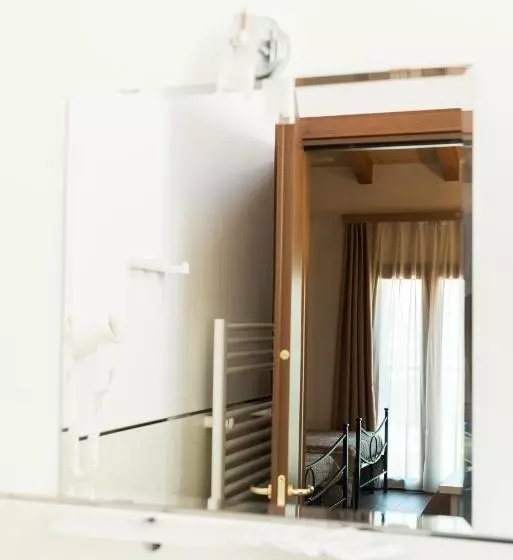 ホテル Agriturismo Chesini