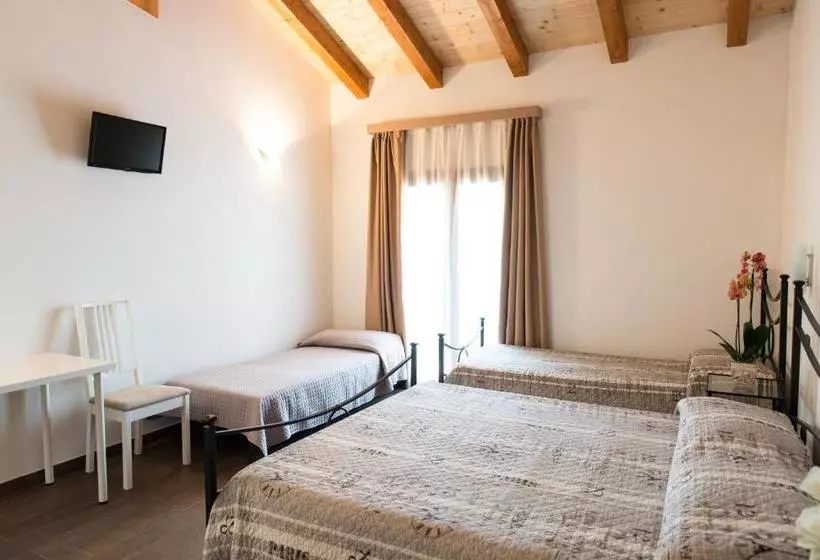 ホテル Agriturismo Chesini