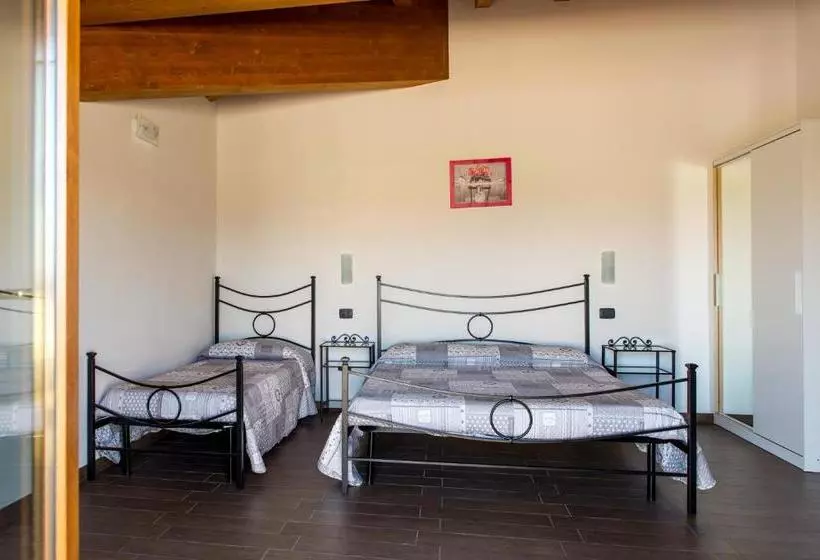 ホテル Agriturismo Chesini
