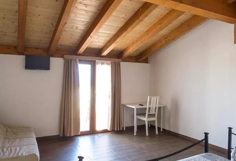 ホテル Agriturismo Chesini