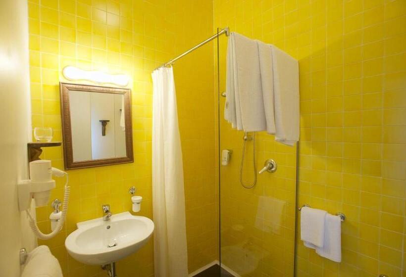 Отель Sopra Il Limoneto