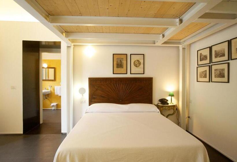 Отель Sopra Il Limoneto