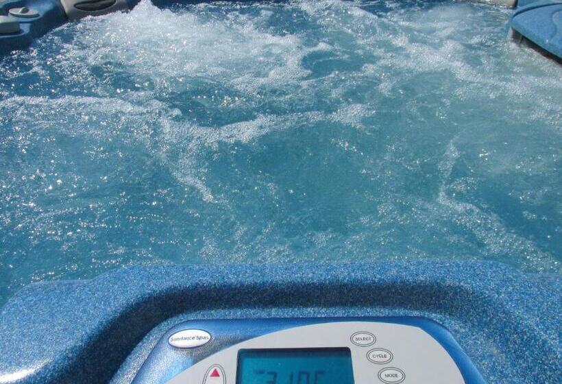 פנסיון A Due Passi Dal Mare