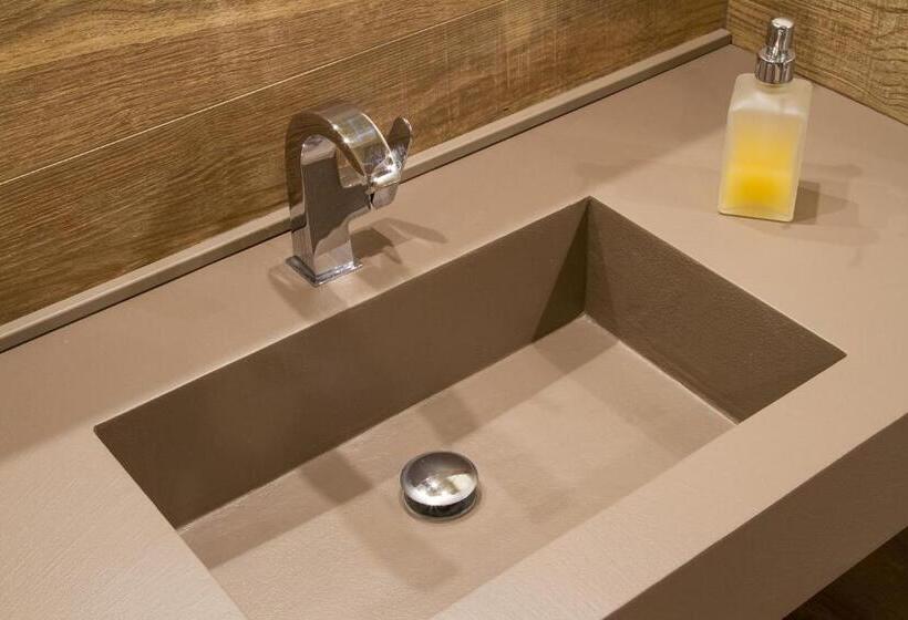 ペンション Villa Di Cazzano  Bioluxury Living